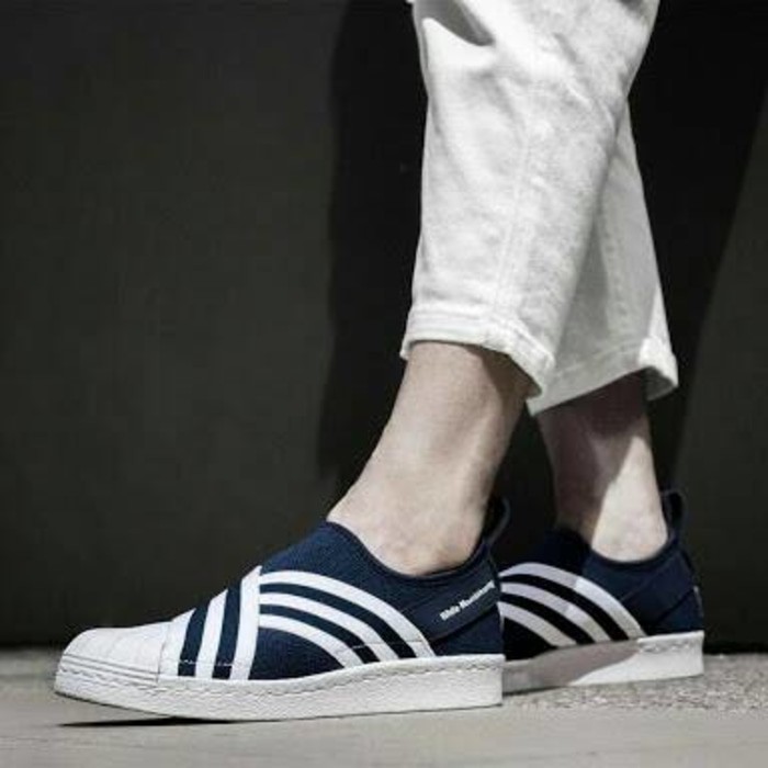 Ready  Sepatu Adidas Superstar Mountaineering Navy Slip On Sneakers Wanita