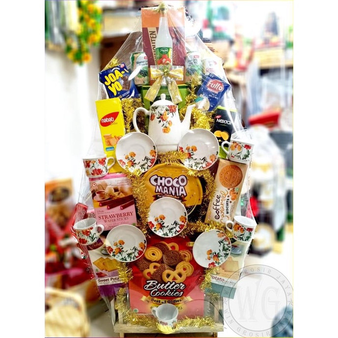 

Paket Kado Natal / Kado Tahun Baru / Paket Hadiah 2021 .