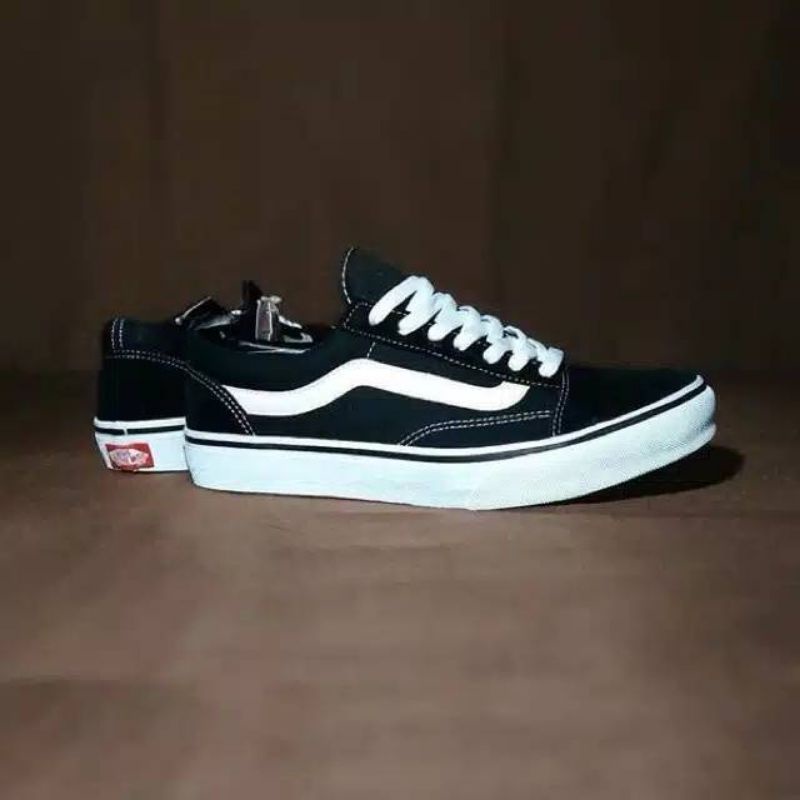 vans pria / sepatu vans / sepatu cowok / sneakers pria / sepatu santai / sepatu keren