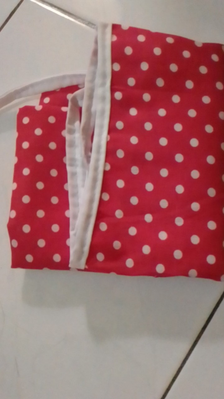 Celemek Masak Motif Polkadot