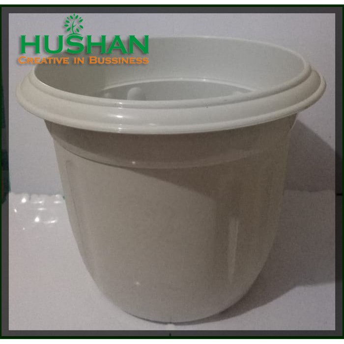 Pot Bunga Plastik 25 Cm Bunga Rose Ukuran DA 24 Cm DB 15 Cm Tinggi 20 Cm