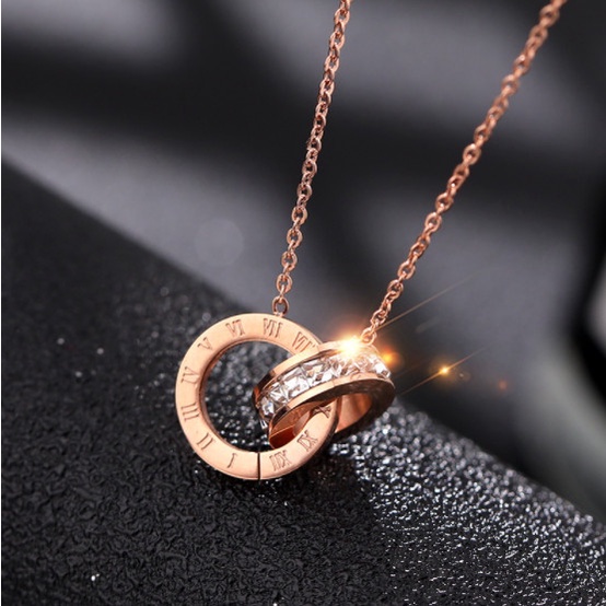 BTS-NL028RG TINO Jewelery Kalung Titanium Anti Karat Premium Angka Romawi Berlian