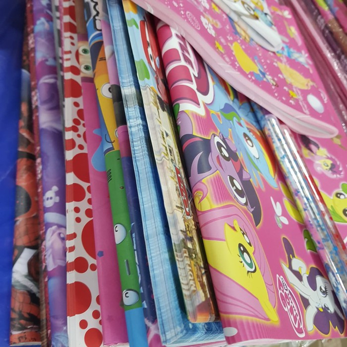 

KERTAS KADO - BUNGKUS KADO - JOYFULLBABYSHOP