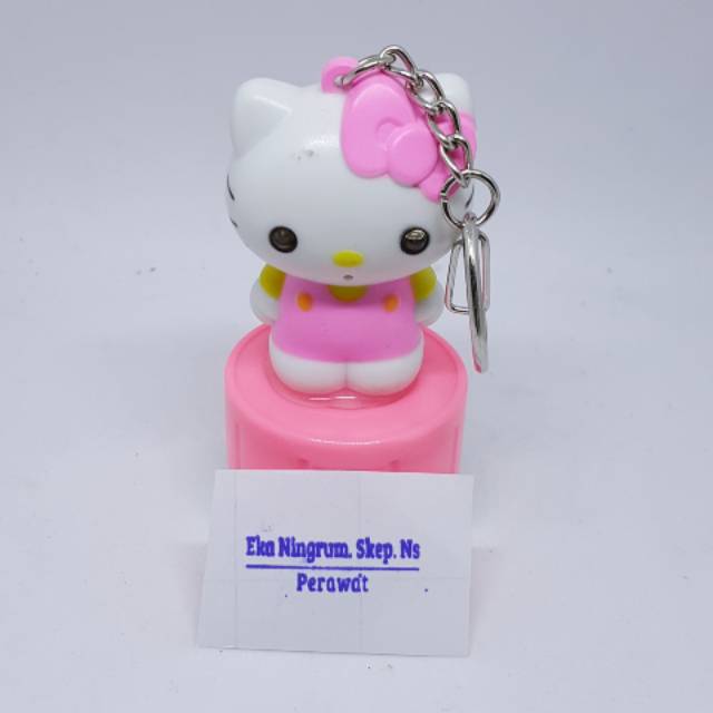 

LANGSUNG JADI stempel nama hello kitty boneka bisa bunyi langsung cop keluar tinta