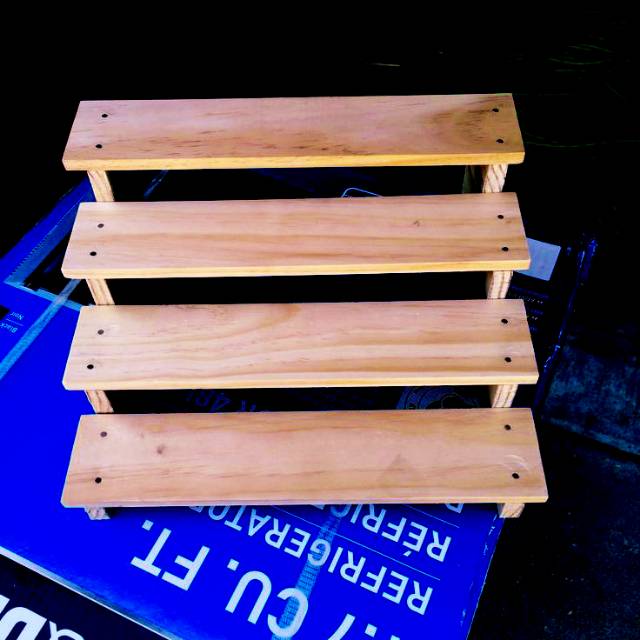 Rak Kayu 4 Susun / Rak Tanaman Hias / Standing Planter Modern Minimalis