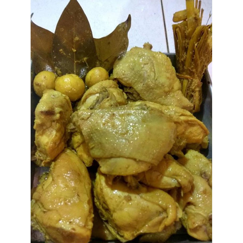 

AYAM UNGKEP BUMBU KUNING/AYAM UNGKEP/AYAM POTONG