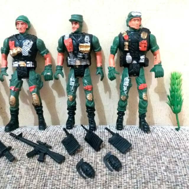 sofi.id MAINAN ROBOT TENTARA KTG ID 26 RB