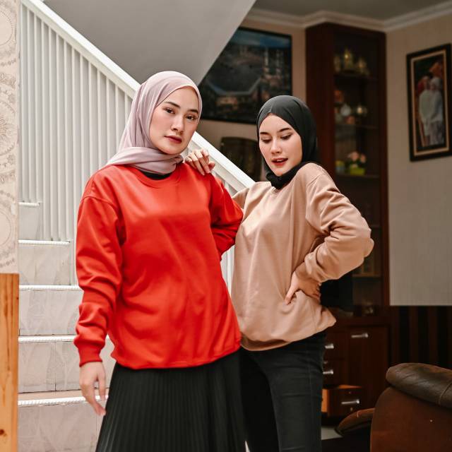 BISA COD BASIC O NECK SWEATER POLOS SWEATER TEBAL / SWEATER UNISEX