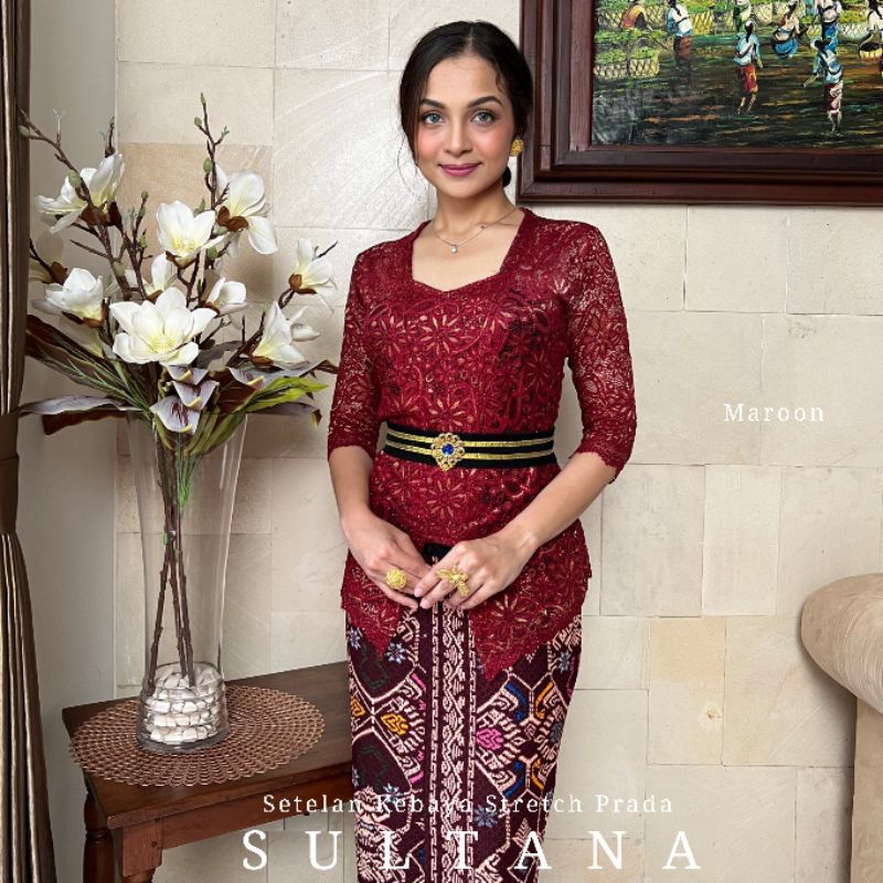 Setelan Kebaya Kutubaru Stretch Benang Mas Sultana