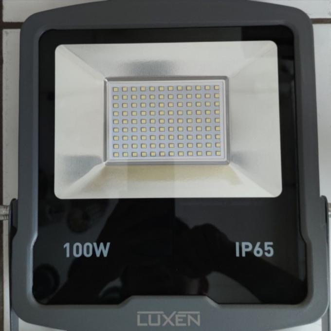 Lampu sorot 100watt Luxen Ip65 Tahan air