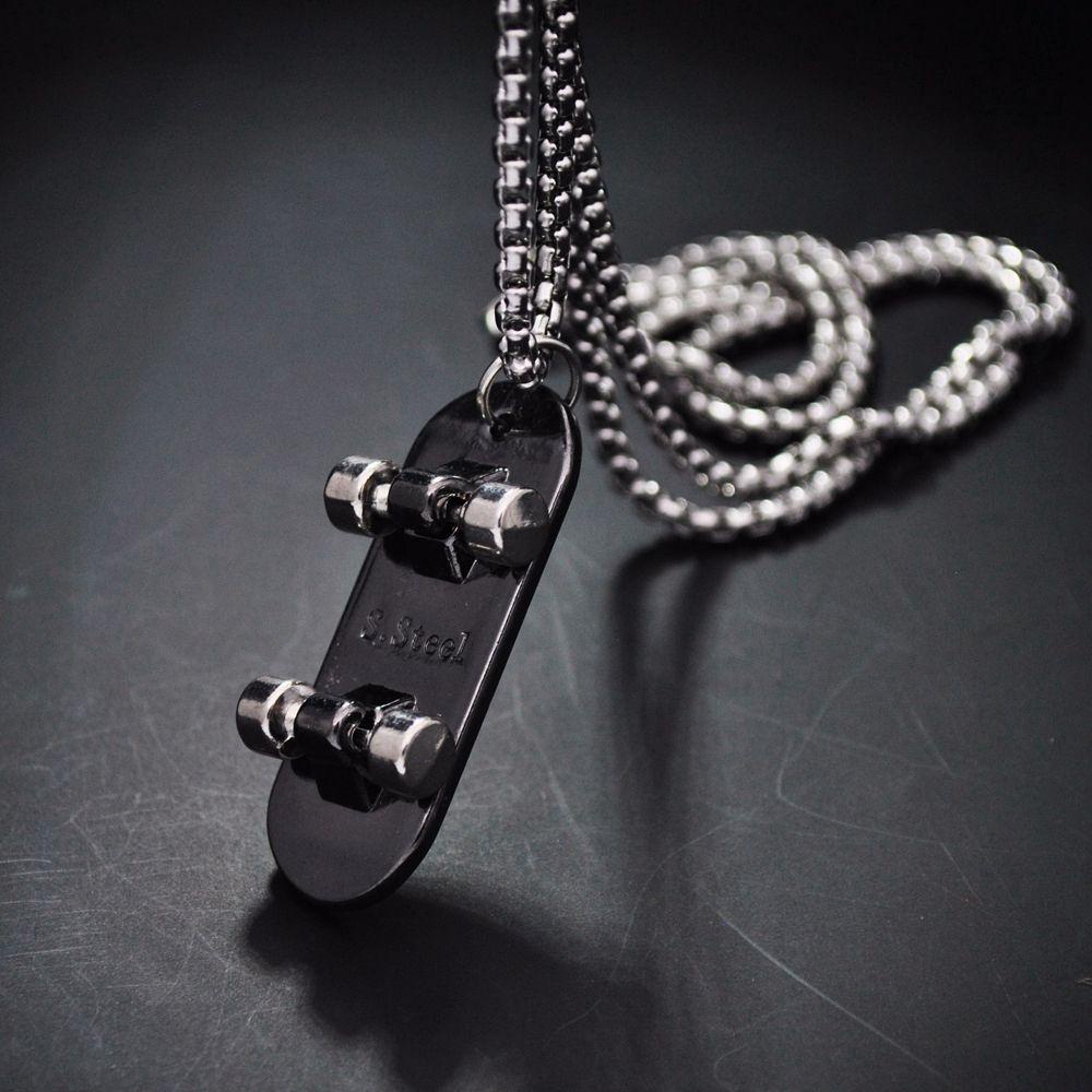 Kalung Bahan Stainless Steel Alloy Gaya Rock Untuk Pria