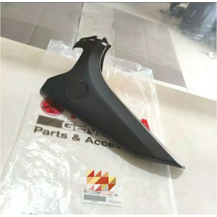 COVER PANEL BODY DEPAN ATAS LAMPU SEN SEIN ALL NEW NMAX 2020 KANAN ORI ORI YAMAHA