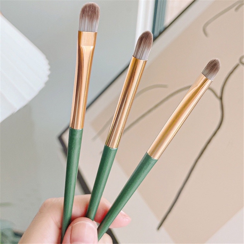 1 SET 3pcs BRUSH MAKEUP EYESHADOW