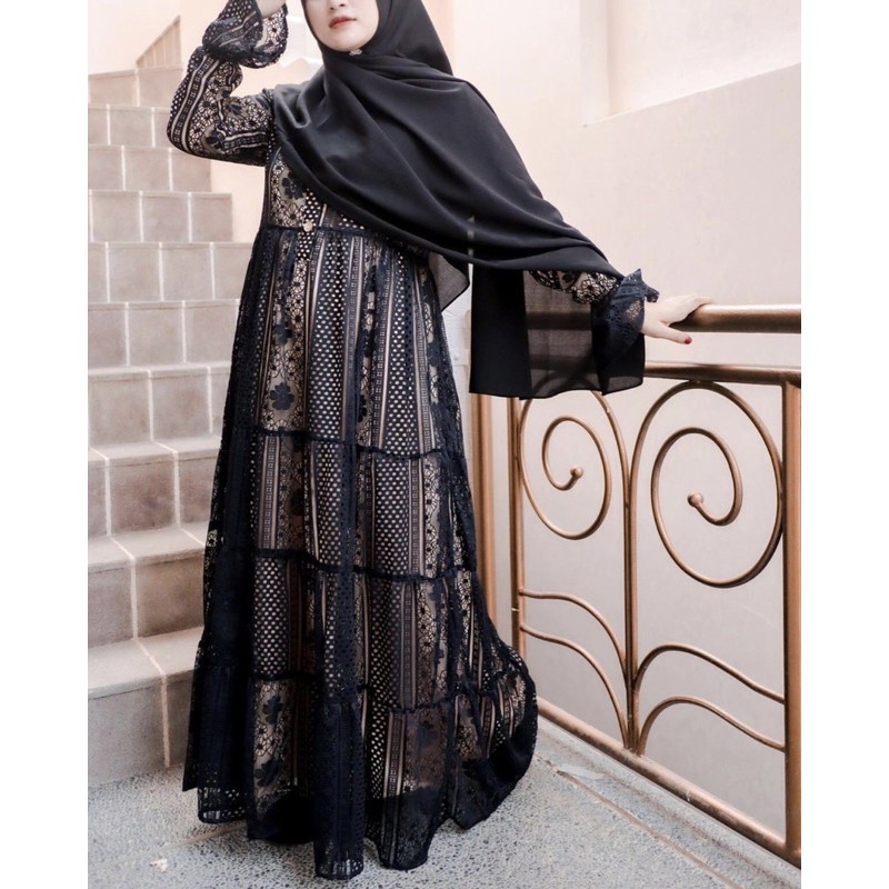 Lady Black by aznii.official