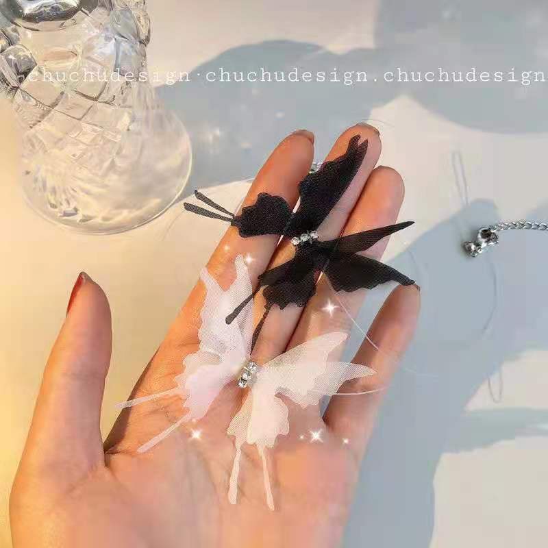 Kalung Tali Pancing Invisible Liontin Kupu-Kupu Gaya Korea Untuk Wanita Butterfly