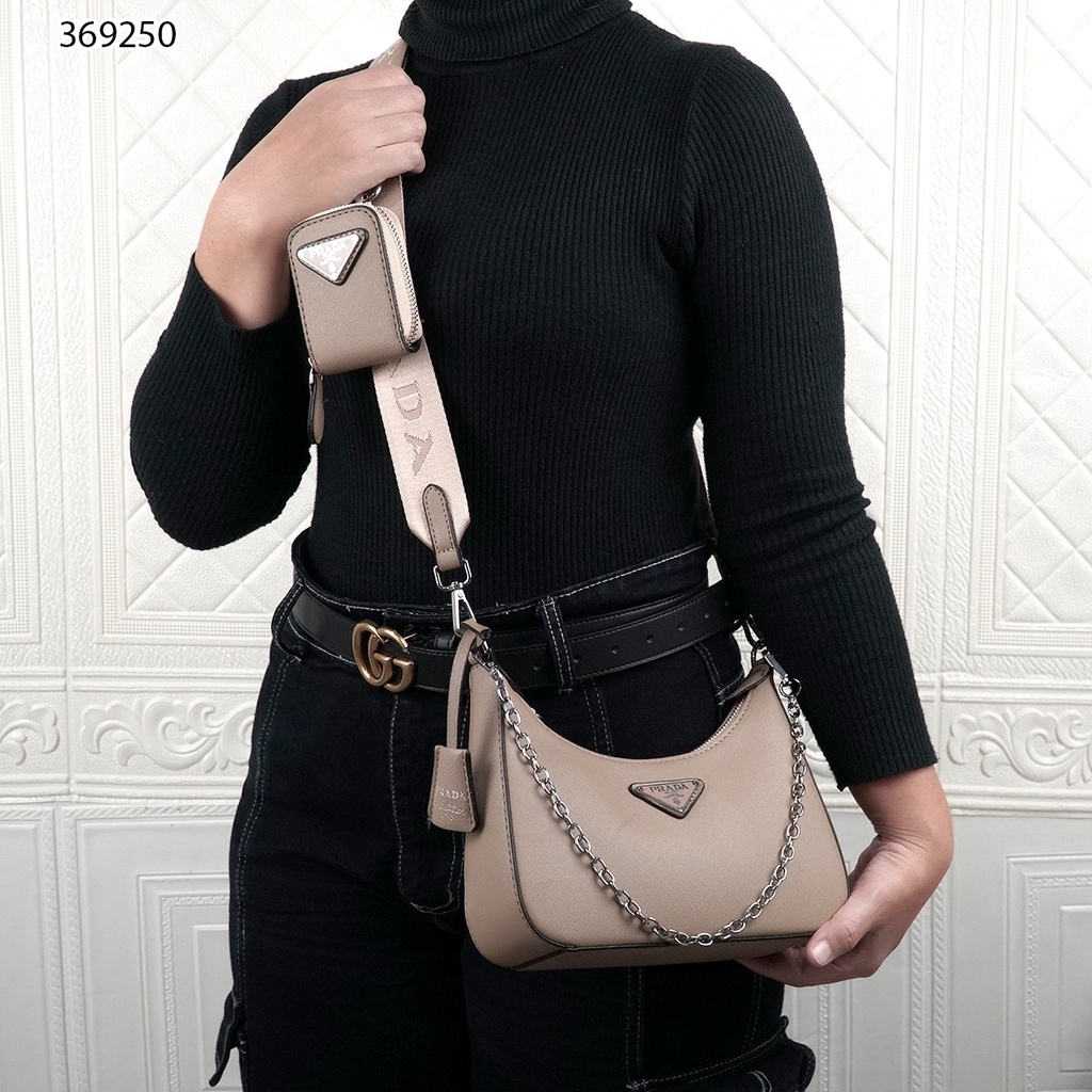 LEATHER BAG 369250 2206 3006