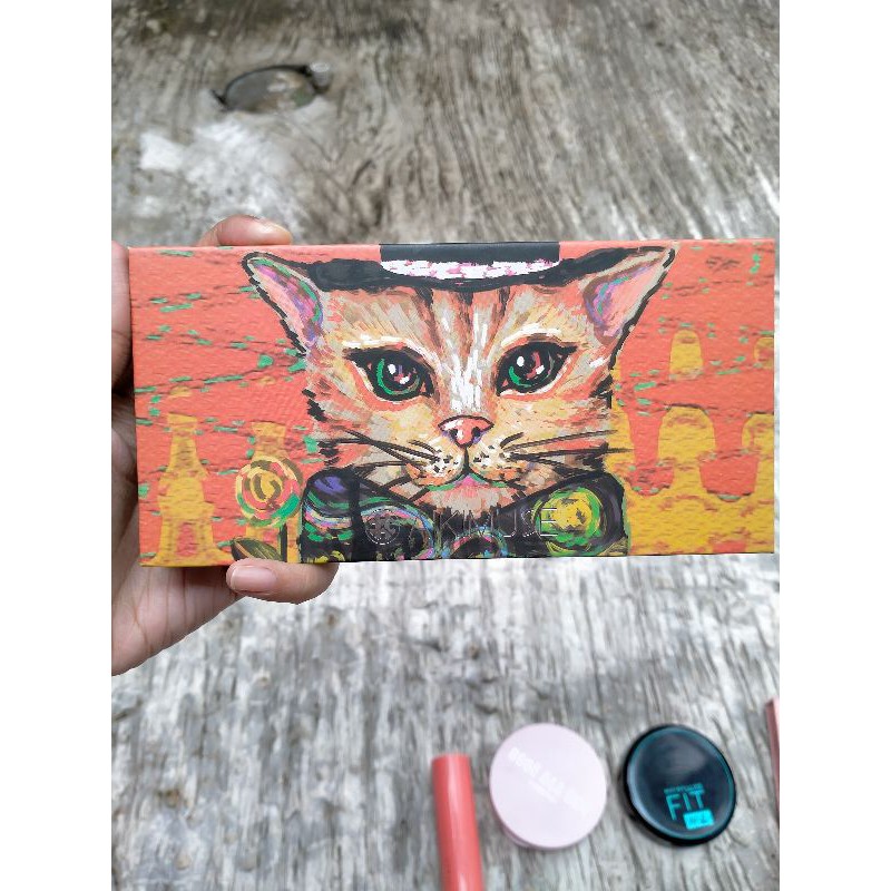 Aikimuse Mr. Cat Eyeshadow Palette