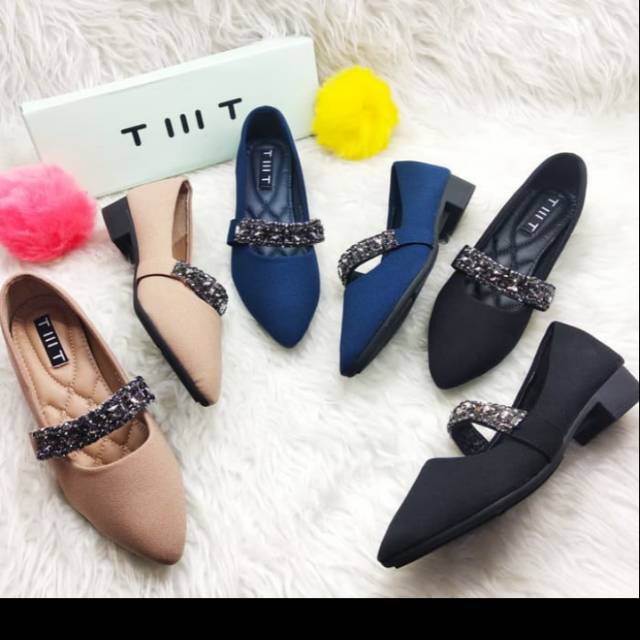 Sepatu wanita TMT premium