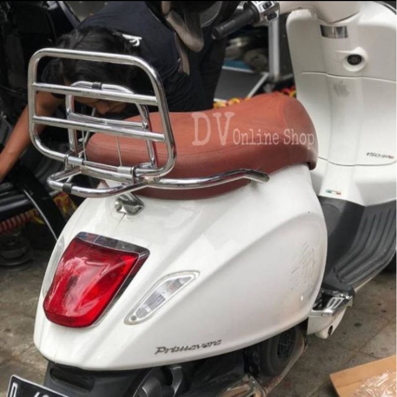 Jual backrack Vespa Primavera S sprint S dan motor listrik uwinfly T3 Shopee Indonesia