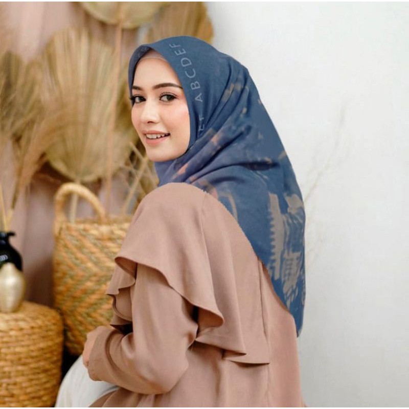SALE HIJAB / IGG - UN 1 / COD / KERUDUNG VOAL MOTIF / SEGI EMPAT VOAL / JILBAB TERBARU / LASER CUT-1
