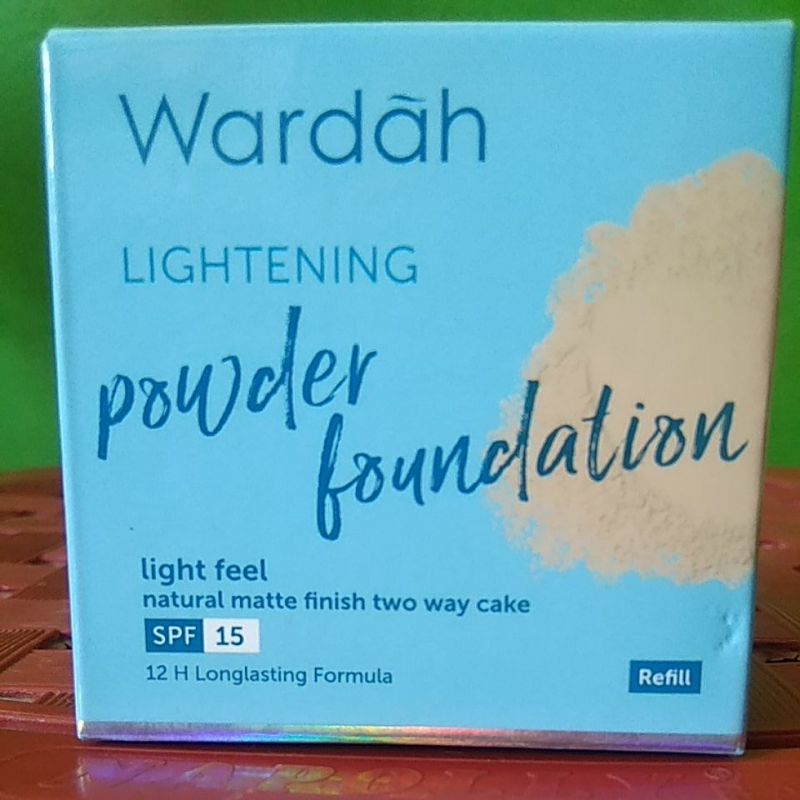Wardah Lightening powder foundation refill light feel 02 golden beige bedak fondation 12gr