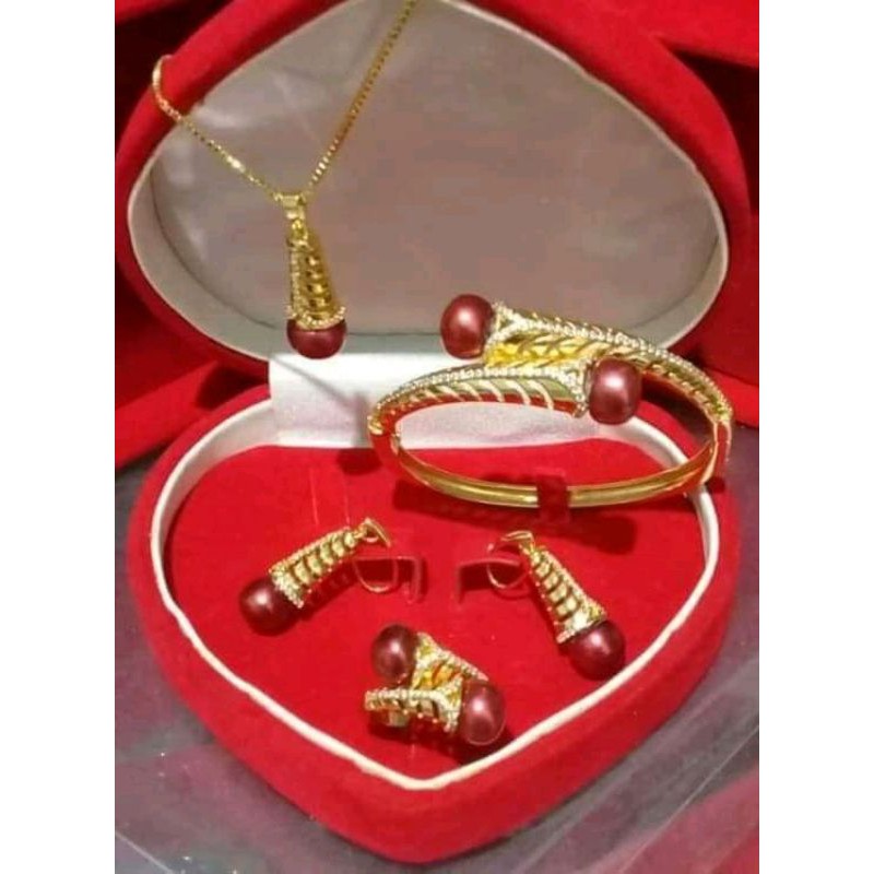 Perhiasan mutiara asli lombok|set mutiara air tawar|mutiara lombok|set mutiara lombok murah|pesta