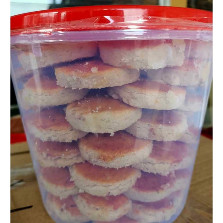 

kue kacang Jember