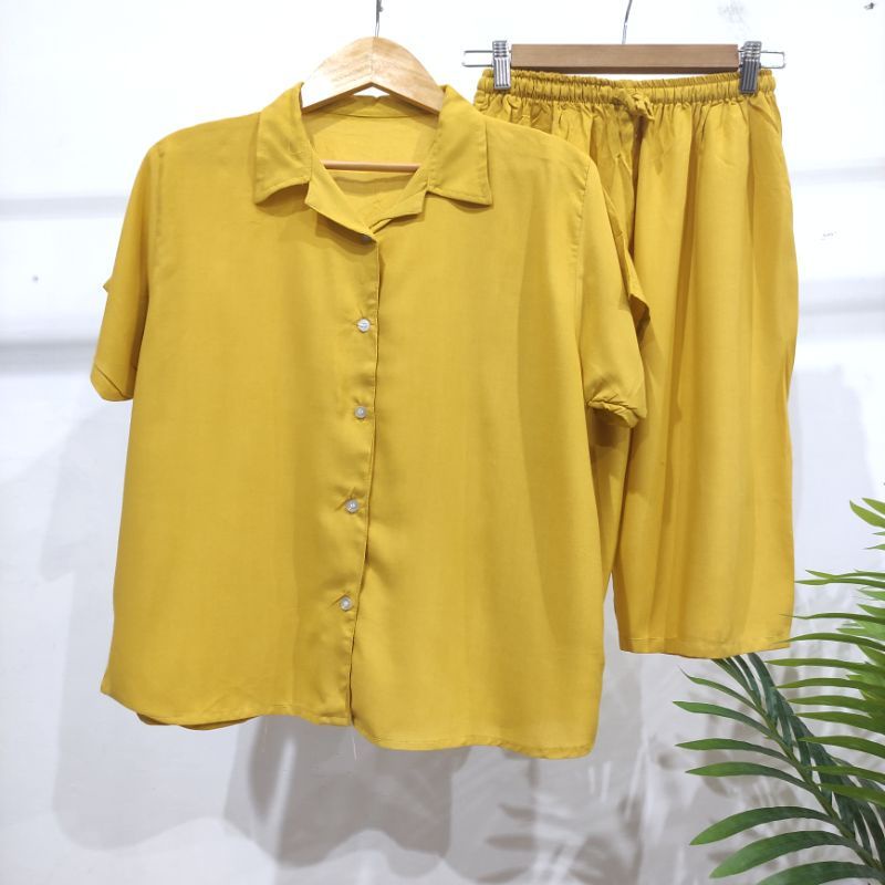 SETELAN POLOS KANCING 7/8 SETELAN BUSUI | HOMEWEAR BUSUI | PIYAMA RAYON | PIYAMA KANCING |  RAYON TWELL-7/8 KUNING