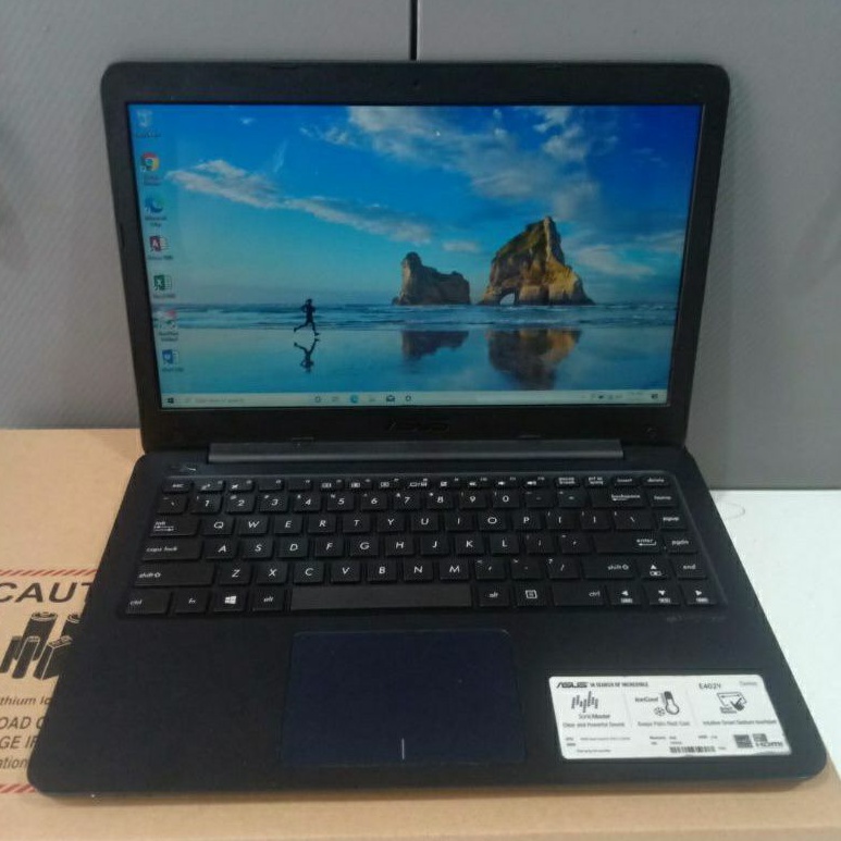 Laptop Asus Vivobook E402YA Amd E2-7015 Ram 4GB HDD 500Gb Vga Amd Radeon R2 Graphics Windows 10 Siap pakai Layar 14 inch