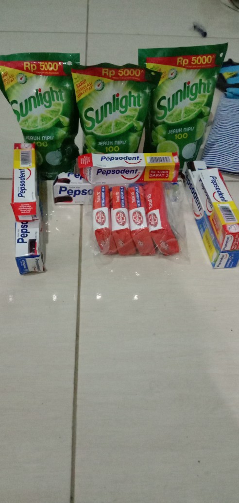 Sunlight / Sabun Pencuci Piring Cair