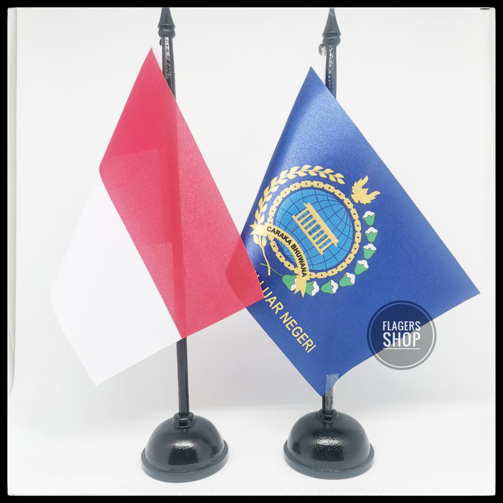 

[PAKET] Bendera Meja Indonesia + Kementerian Luar Negeri / Kemenlu