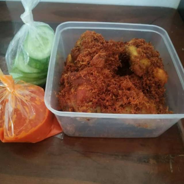 

Ayam Goreng serundeng sambel setan