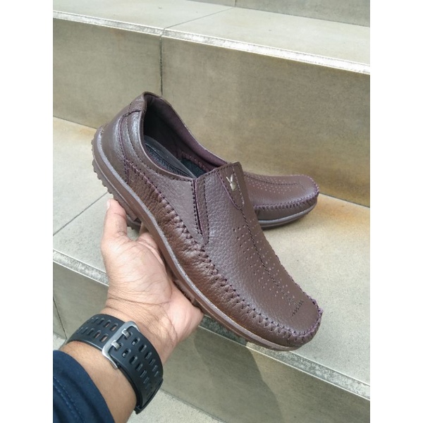 SEPATUKULITASLIUNTUKPRIAORI