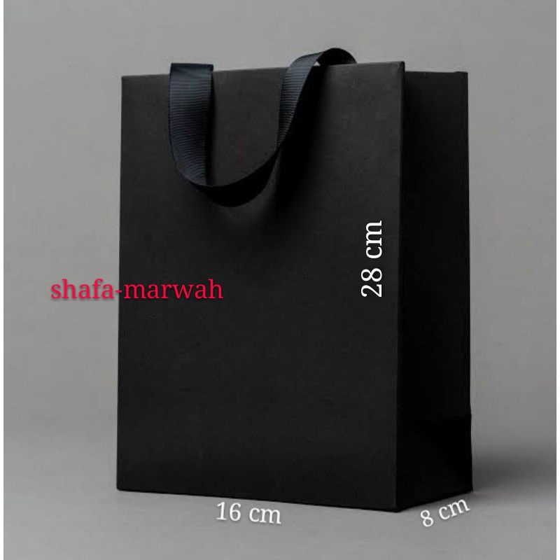 

LIMITED EDITION PAPERBAG SUPER BLACK 16 X 8 X 28 cm.