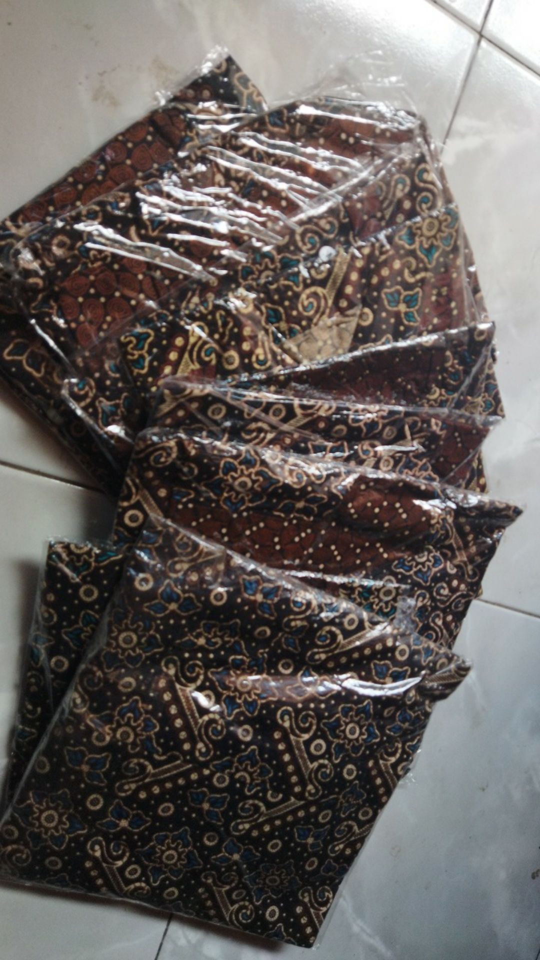 Batik Terlaris [cod]-batik Couple Keluarga- Couple Kebaya - Batik Couple-terlengkap Motif Mataram