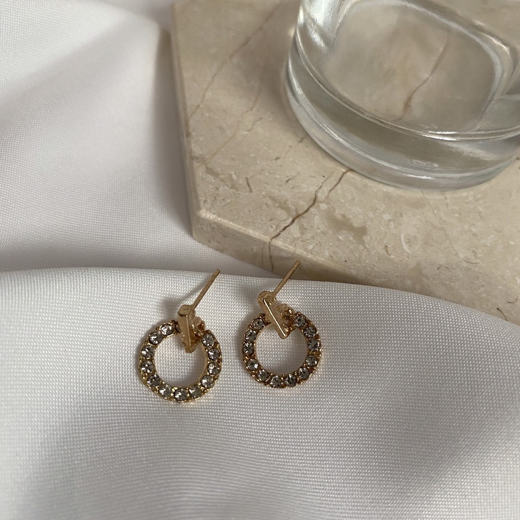 Carinna Earrings / Aksesoris Anting Wanita Anting Korea Murah / Fashion Earrings / Anting Rantai / Chain Earrings / Anting Bunga / Anting Mutiara