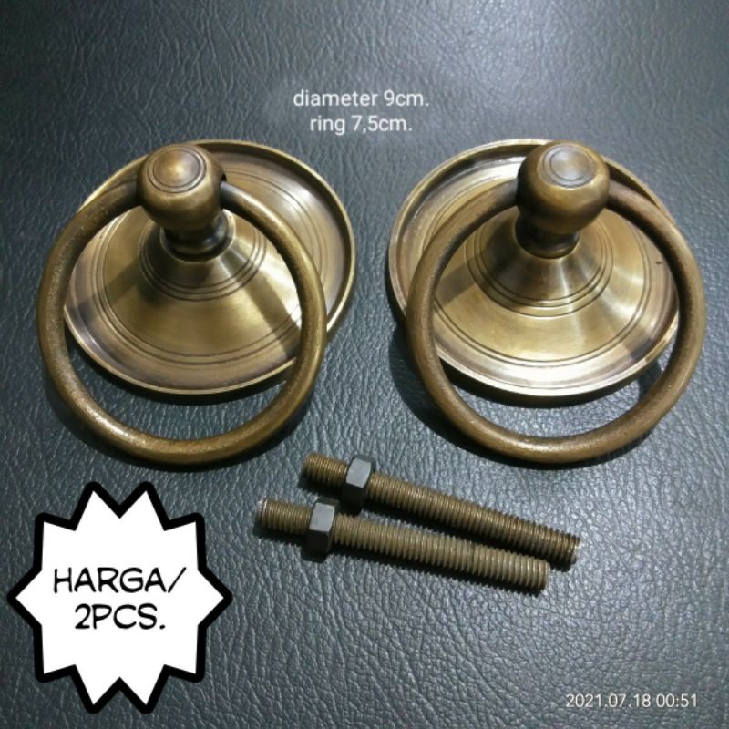 Handle gebyok antik diameter 9cm.