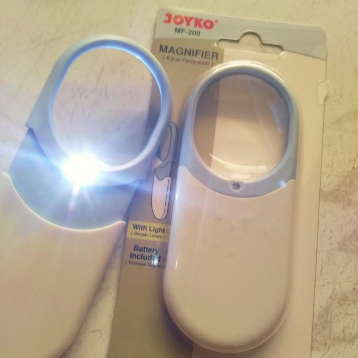

Kaca Pembesar Joyko Asli Dengan Lampu Led Panjang 12 Cm Lebar 5Cm
