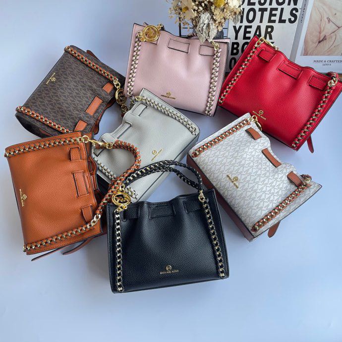 Michael Kors MK Mina2021 counter terbaru Tas rantai kecil, tas gandum siu, tas messenger R2QB