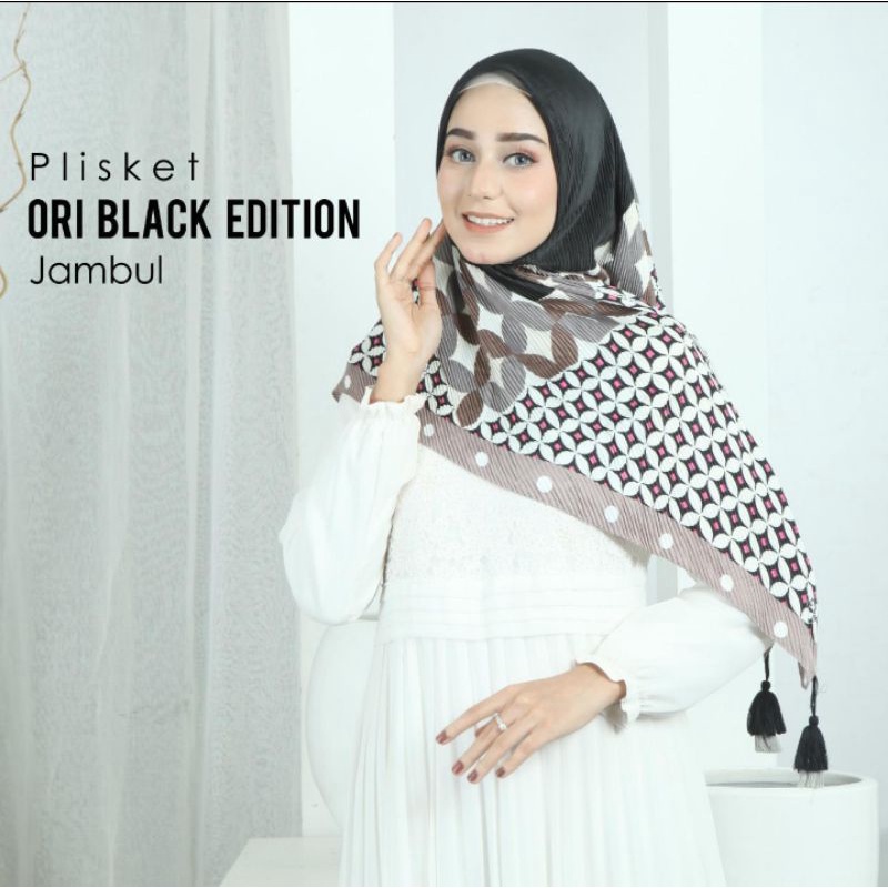 Hijab Segiempat Plisket Motif Premium By. Azara