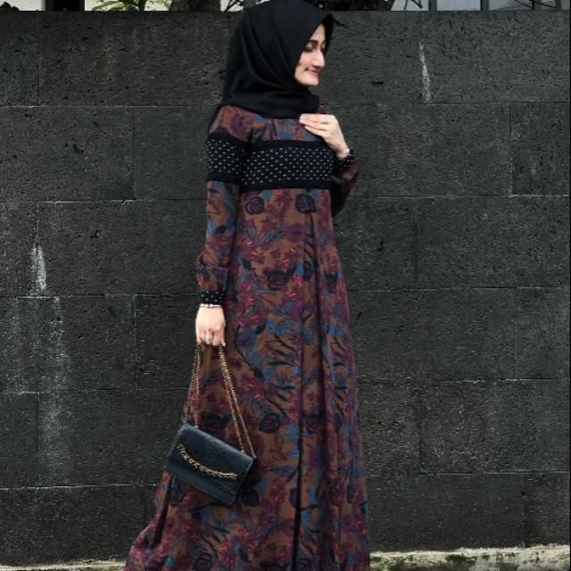 Sumaya Dress by Javina