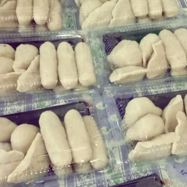 

Pempek Asli Ikan Tenggiri