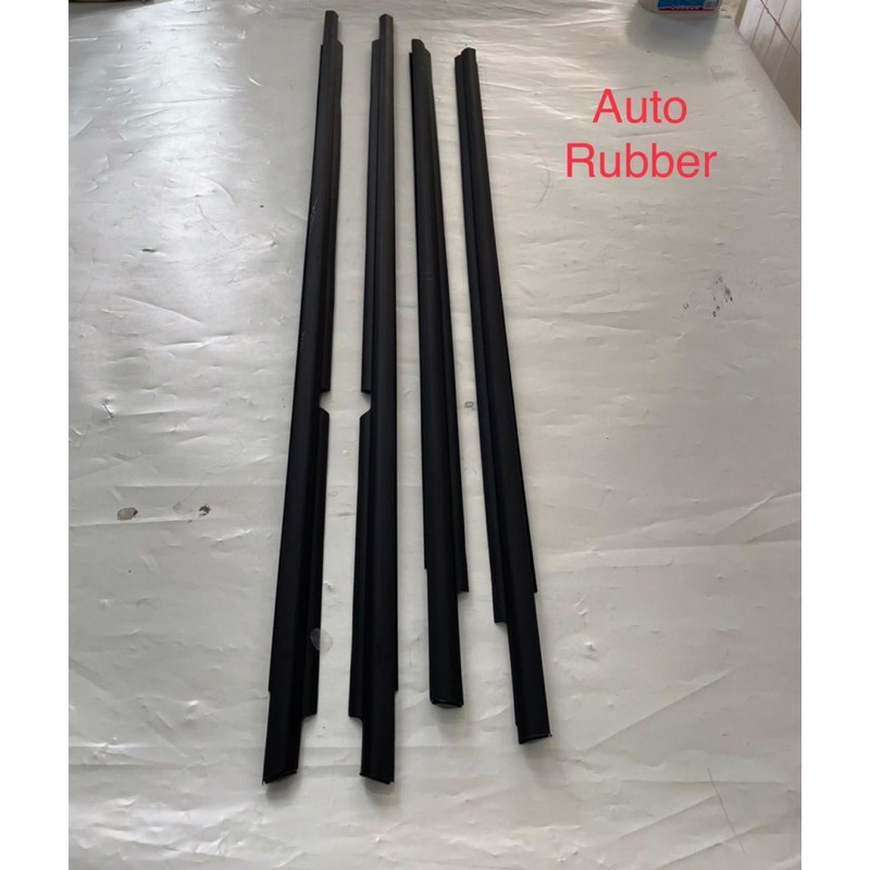 Jual Karet Pelipit List Kaca Luar Weather Strip Innova Hitam Shopee Indonesia