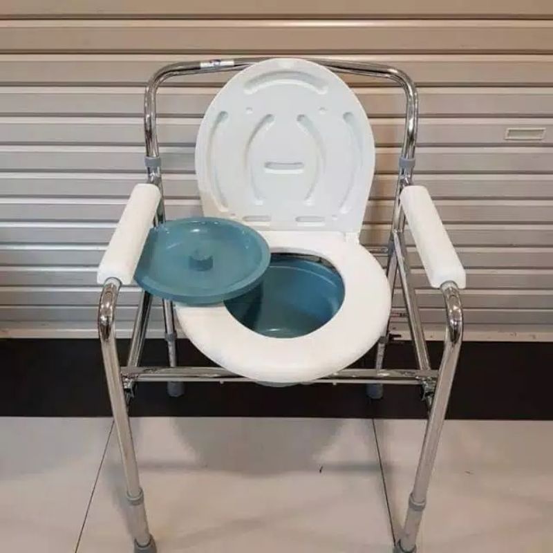 comode chair/kursi toilet/toilet duduk