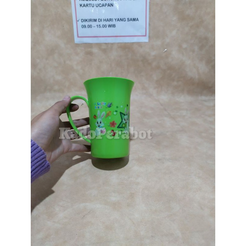 gelas hommy 500ml - gelas gagang warna - mug plastik warna murah