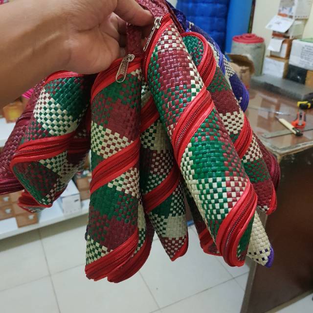

Dompet Anyaman Minangkabau Kotak Pensil Anyaman Etnik