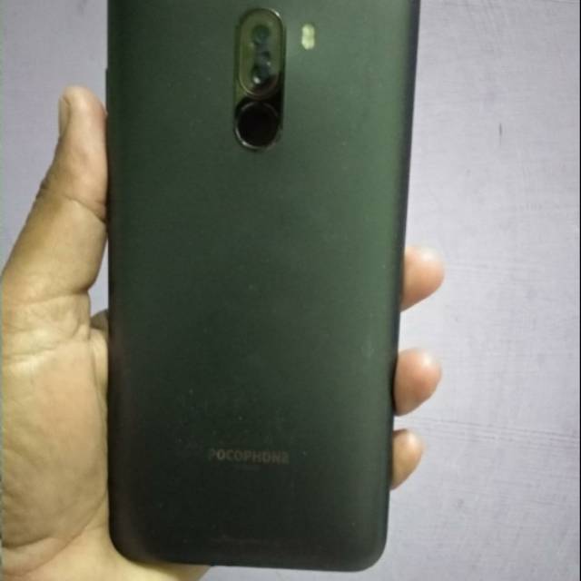 pocophone f1 matot