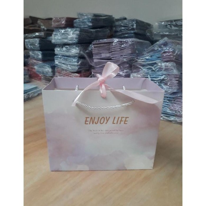 

(TERLARIS) READY STOK !!! Paperbag Happy white ,Kado uk L / Tas Kertas Hadiah, - L