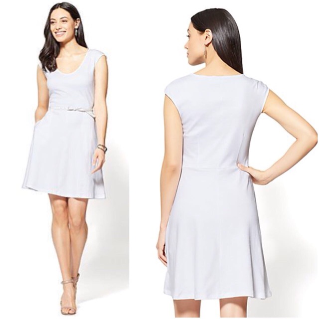 D437 Ny Company Flare White Vneck dress
