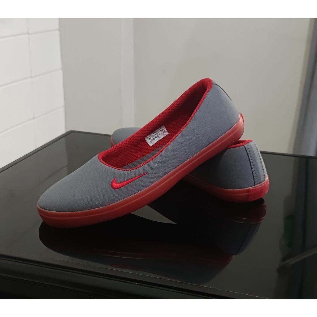 SEPATU SLIP ON WANITA 01 ABU MERAH.SEPATU SANTAI.SEPATU WANITA TERBARU